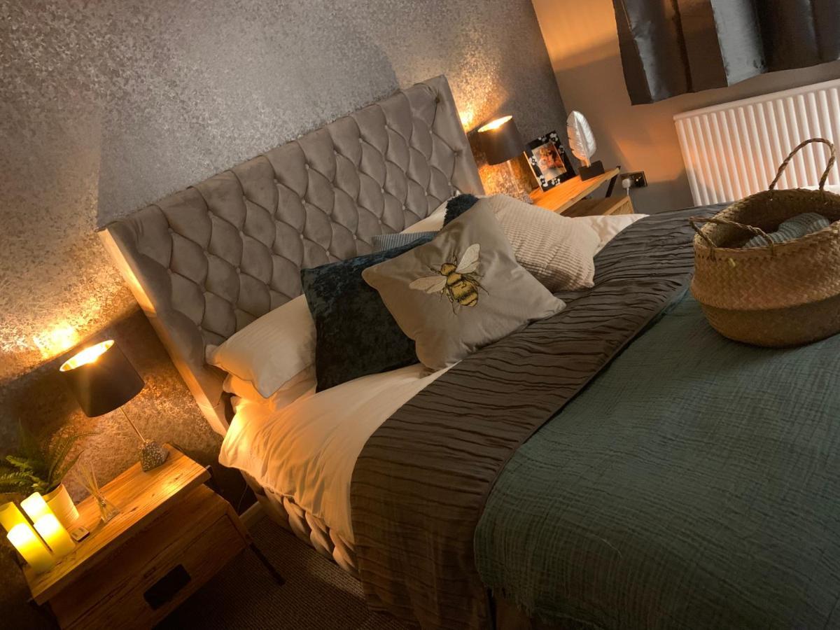 Shore Lodge. 4 Bed Bungalow Only Mtrs From The Beach. Sleeps 8 Sutton-on-Sea Εξωτερικό φωτογραφία